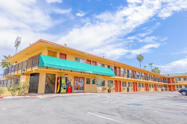 Photo 1 - Hotel Avenida - Oceanside Camp Pendleton