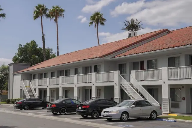 Photo 1 - Country Inn
