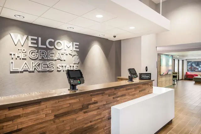 Photo 1 - Hampton Inn & Suites Houghton