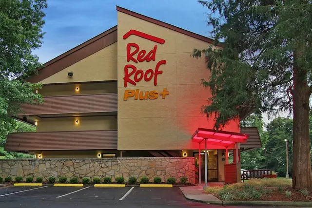 Photo 1 - Red Roof Inn PLUS+ Atlanta - Buckhead 