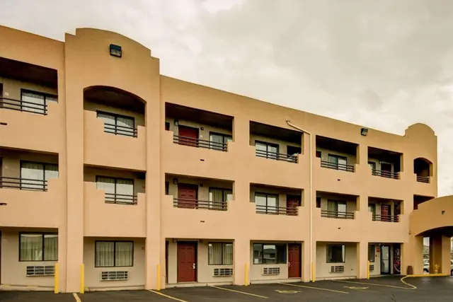 Photo 1 - Econo Lodge Albuquerque East