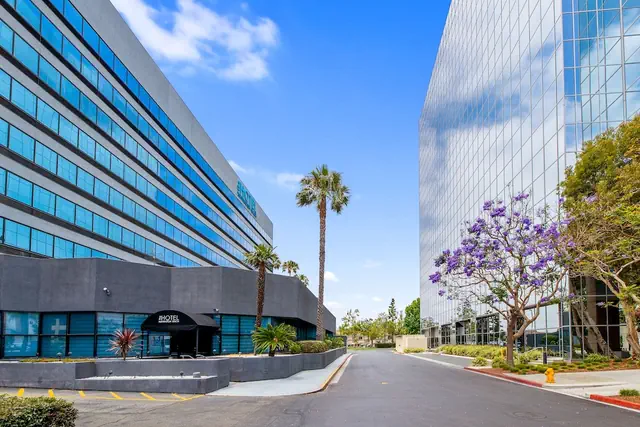 Photo 1 - Hotel Huntington Beach