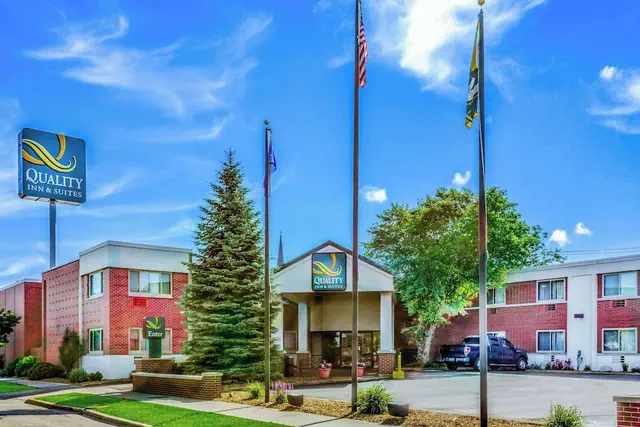 Photo 1 - Quality Inn & Suites Green Bay Downtown