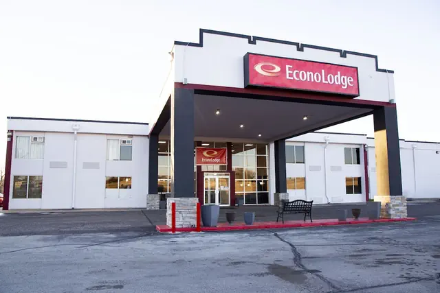 Photo 1 - Econo Lodge Ardmore