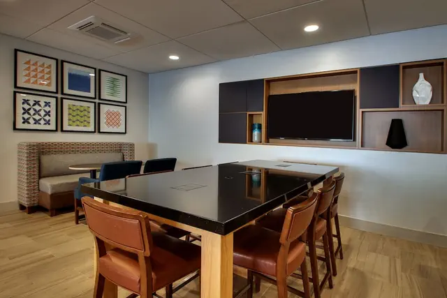 Photo 1 - Holiday Inn Express Baltimore-BWI Airport West by IHG