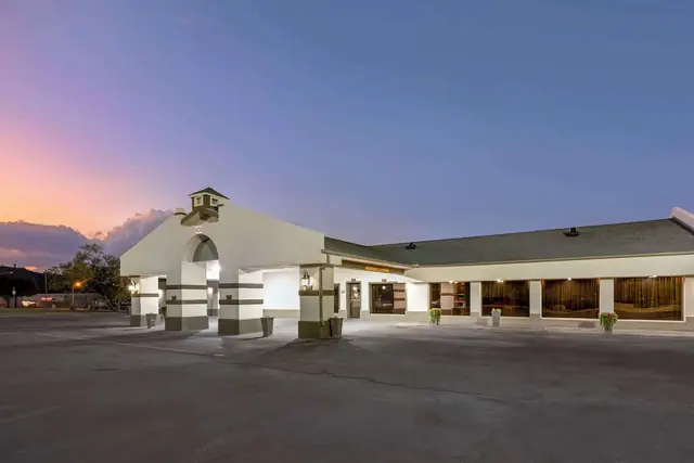 Photo 1 - Best Western Post Oak Inn