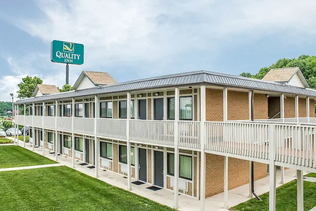 Photo 1 - Quality Inn Cambridge