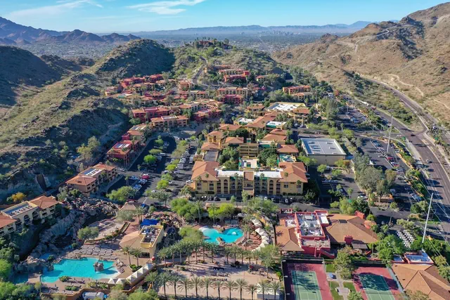 Photo 1 - Hilton Phoenix Tapatio Cliffs Resort