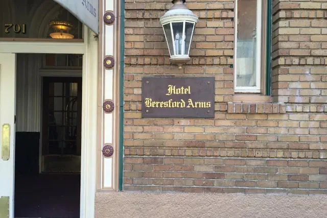 Photo 1 - Beresford Arms Hotel