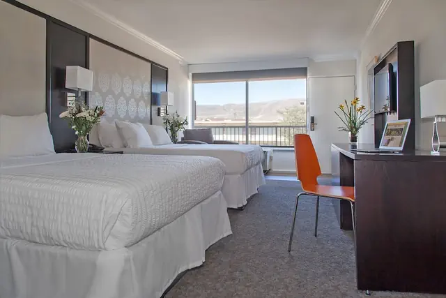 Photo 1 - Park Pointe Hotel