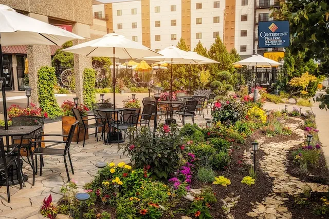 Photo 1 - Centerstone Plaza Hotel Soldiers Field - Mayo Clinic Area