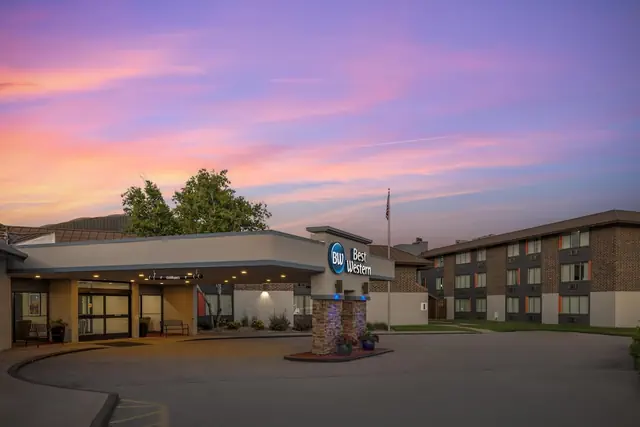 Photo 1 - Best Western Rochester Hotel Mayo Clinic Area/St. Mary's