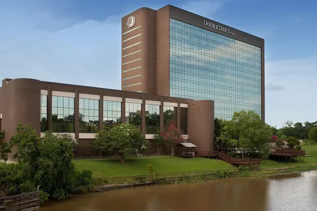 Photo 1 - DoubleTree by Hilton Hotel Lafayette
