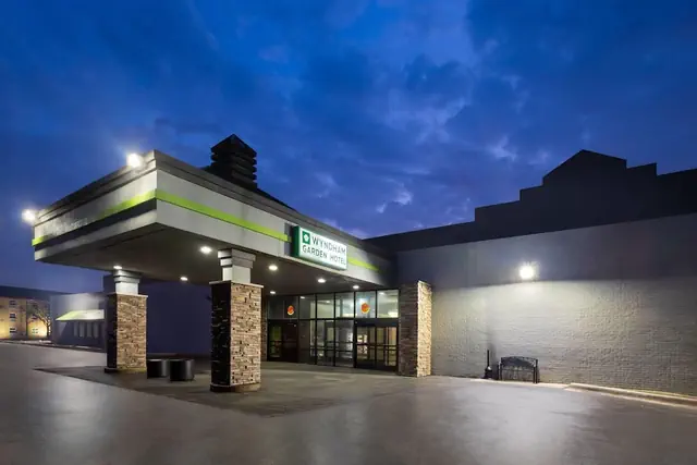 Photo 1 - Wyndham Garden Romulus Detroit Metro Airport