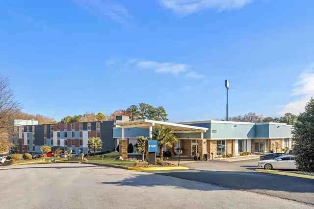Photo 1 - Best Western Atlanta Cumberland/Galleria Hotel