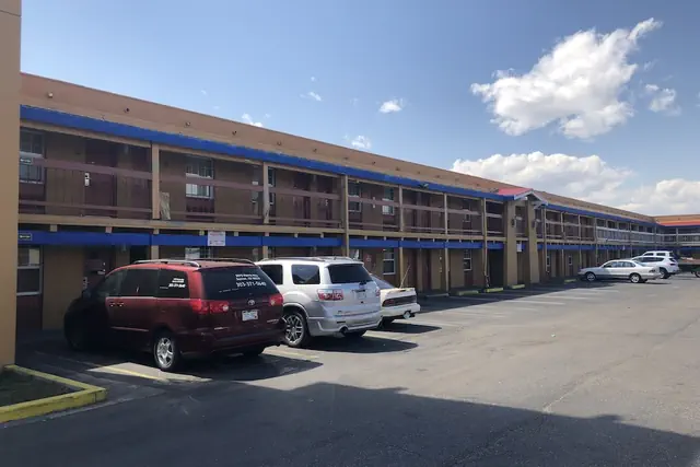 Photo 1 - Americas Best Value Inn Denver