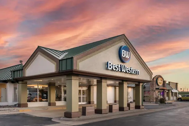 Photo 1 - Best Western Tomah Hotel