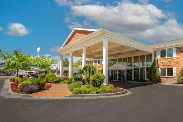 Photo 1 - Best Western Plus Burley Inn & Convention Center