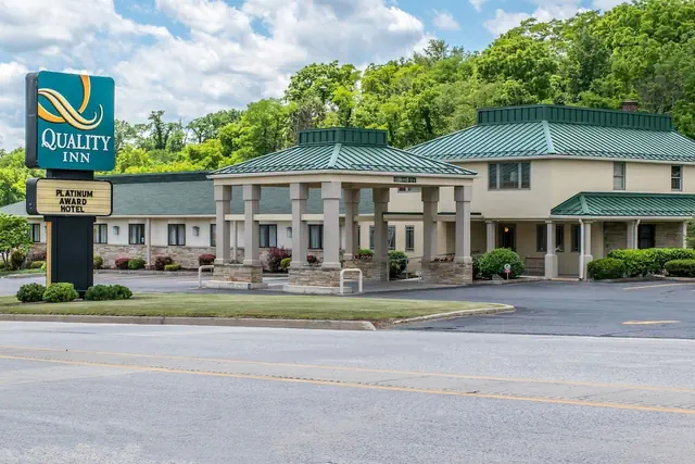 Photo 1 - Quality Inn Bedford