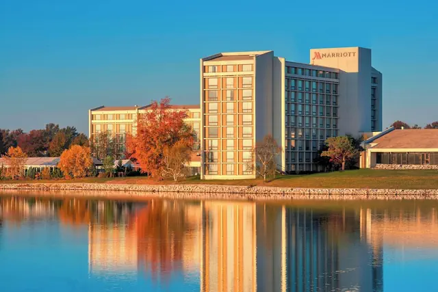 Photo 1 - Kansas City Airport Marriott