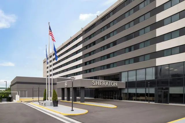 Photo 1 - Sheraton Hartford Hotel at Bradley Airport