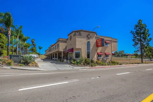 Photo 1 - Econo Lodge Inn & Suites Fallbrook Downtown