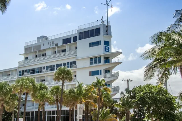 Photo 1 - B Ocean Resort Fort Lauderdale Beach