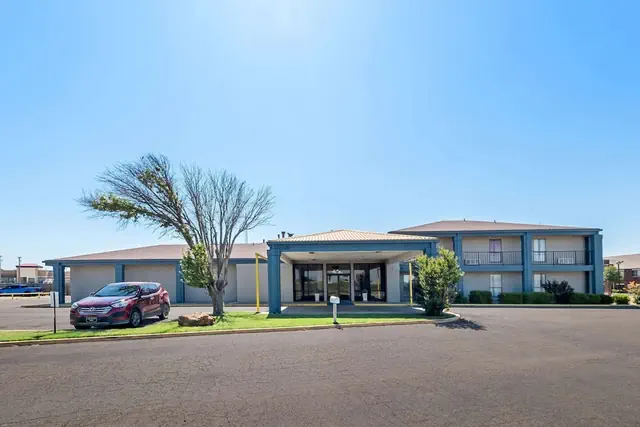 Photo 1 - Quality Inn Plainview