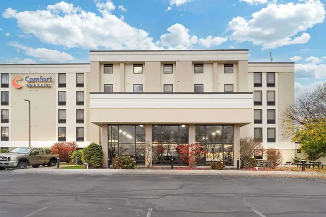 Photo 1 - Comfort Inn & Suites Johnstown - Richland Town Center