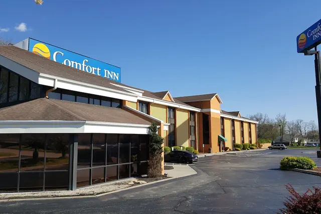 Photo 1 - Comfort Inn Cincinnati Northeast