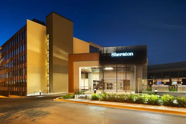 Photo 1 - Sheraton Bloomington Hotel