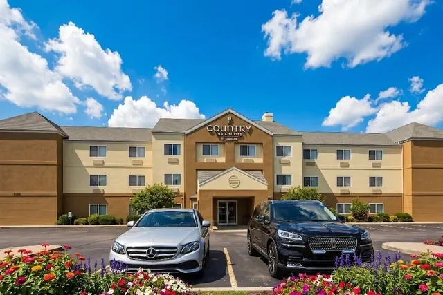 Photo 1 - Country Inn & Suites, Coeur D'Alene