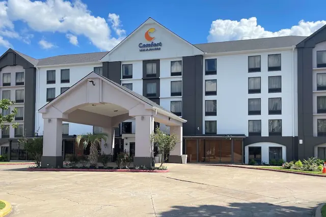 Photo 1 - Comfort Inn & Suites Houston I-10 West Energy Corridor