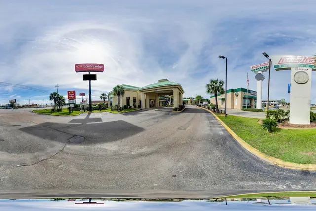 Photo 1 - Econo Lodge Inn & Suites Gulfport Airport