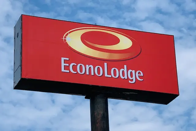 Photo 1 - Econo Lodge Crystal Coast