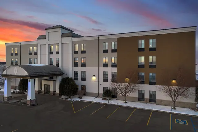 Photo 1 - Holiday Inn Express Fargo-West Acres by IHG