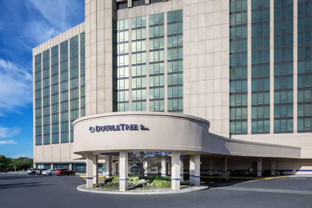 Photo 1 - DoubleTree by Hilton Cherry Hill Philadelphia