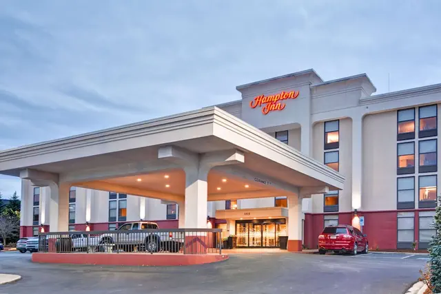 Photo 1 - Hampton Inn Hendersonville