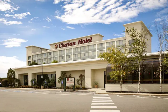 Photo 1 - Clarion Hotel Portland Airport ME