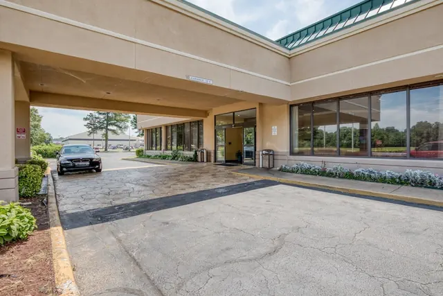 Photo 1 - Gardentree Hotels Memphis East near I 40