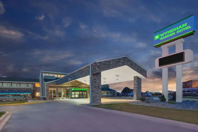 Photo 1 - Wyndham Garden Fort Wayne
