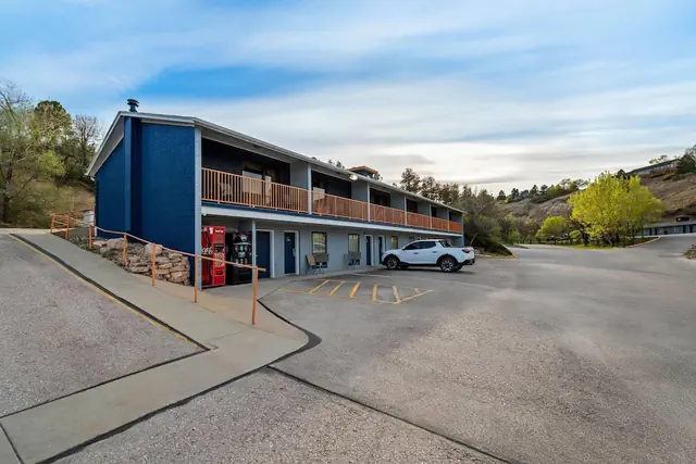 Photo 1 - Travelodge by Wyndham Rapid City