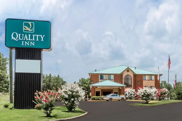 Photo 1 - Quality Inn Pell City I-20 exit 158