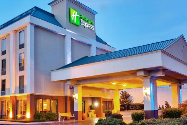 Photo 1 - Holiday Inn Express Memphis Medical Center Midtown by IHG