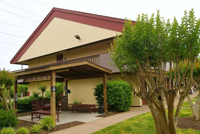 Photo 1 - Red Roof Inn Richmond South