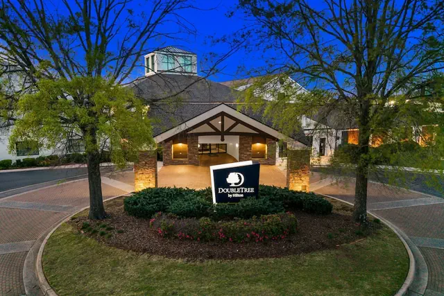 Photo 1 - DoubleTree Suites by Hilton Hotel Huntsville South
