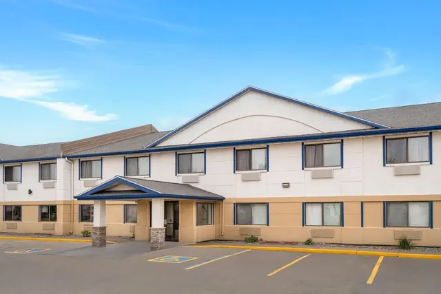 Photo 1 - Travelodge by Wyndham Fargo West Acres