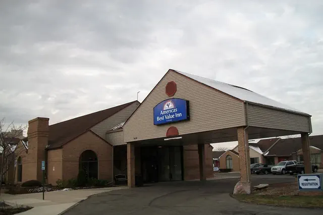 Photo 1 - Americas Best Value Inn Romulus Detroit Airport