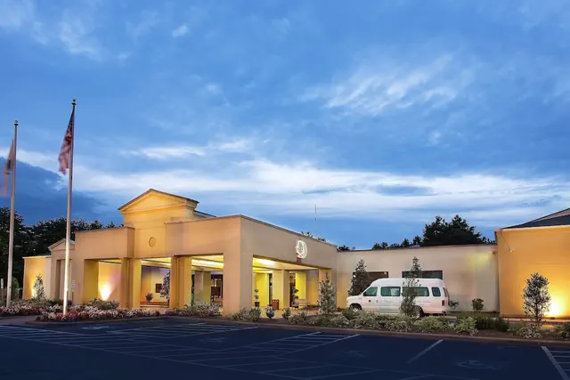 Photo 1 - DoubleTree by Hilton Charlotte Airport