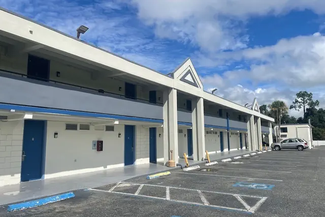 Photo 1 - Days Inn by Wyndham Ocala North